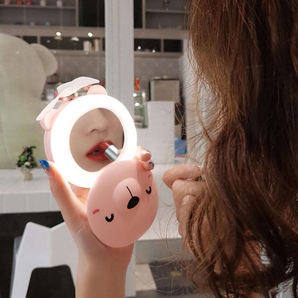 Piglet makeup mirror fill light